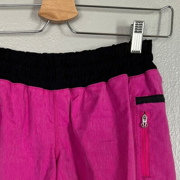 Lululemon Tracker Shorts Paris Pink Black Women's Size 4 Running Gym Activewear - Picture 4 of 11